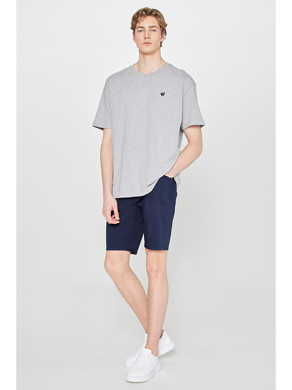 Lacivert Pamuklu Slim Fit Dar Kesim 5 Cepli Esnek Şort