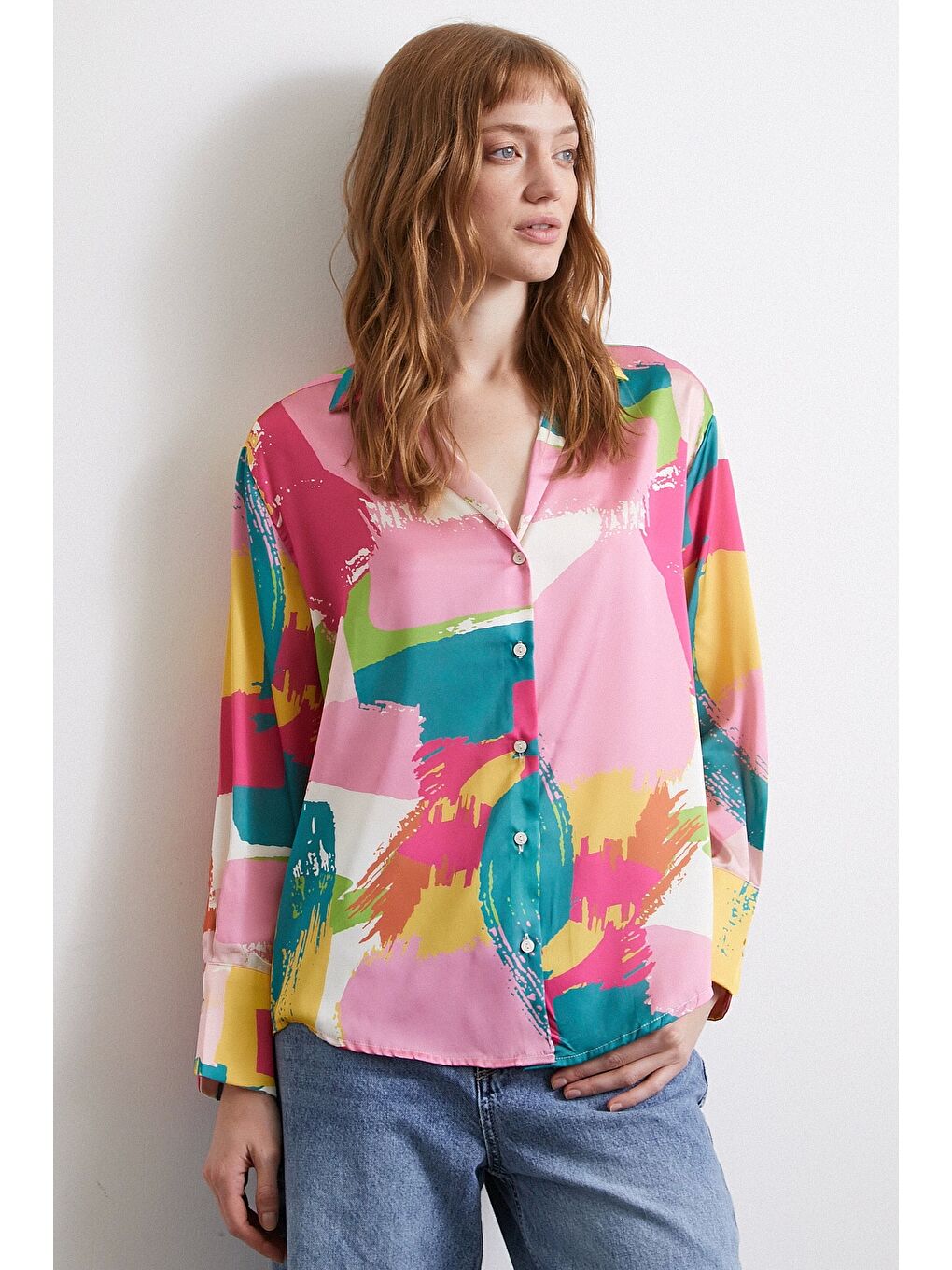 Pembe V Yaka Desenli Gömlek Pudra-1