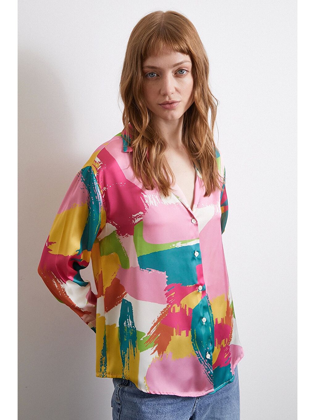 Pembe V Yaka Desenli Gömlek Pudra-2