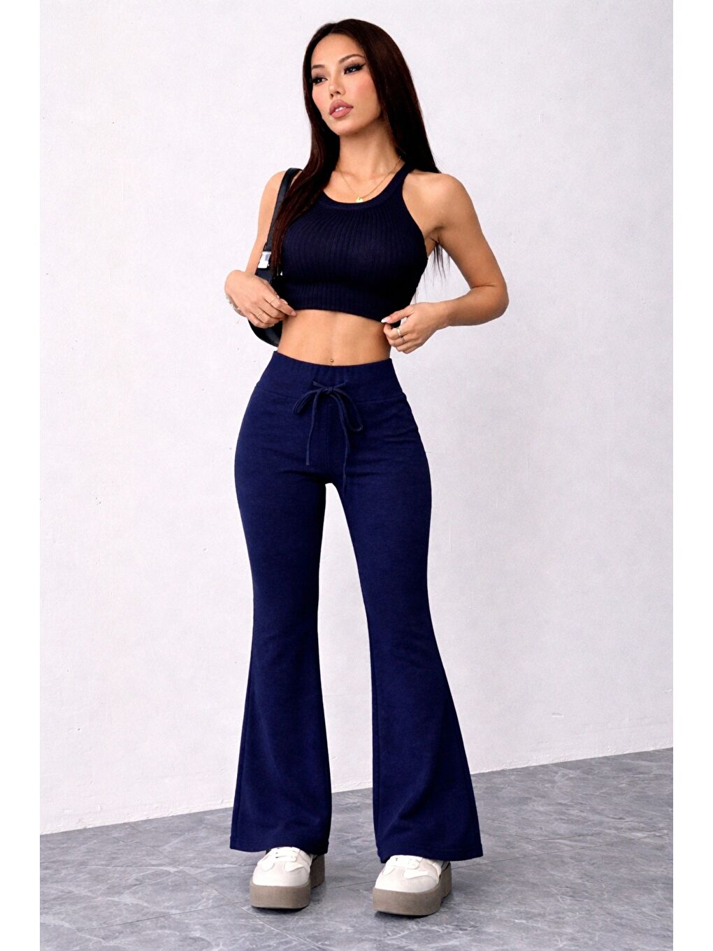 Lacivert Kadın Yüksek Bel Flare Paça Eşofman Altı – 2 İplik Kumaş, Toparlayıcı, İspanyol Paça-1