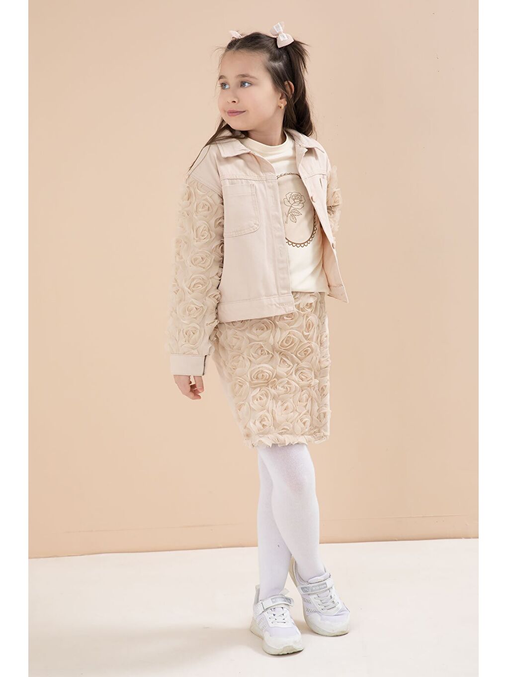 Bej Gül Detaylı Şort Etekli ve Ceketli Kız Çocuk 3lü Badili Takım 23611-1
