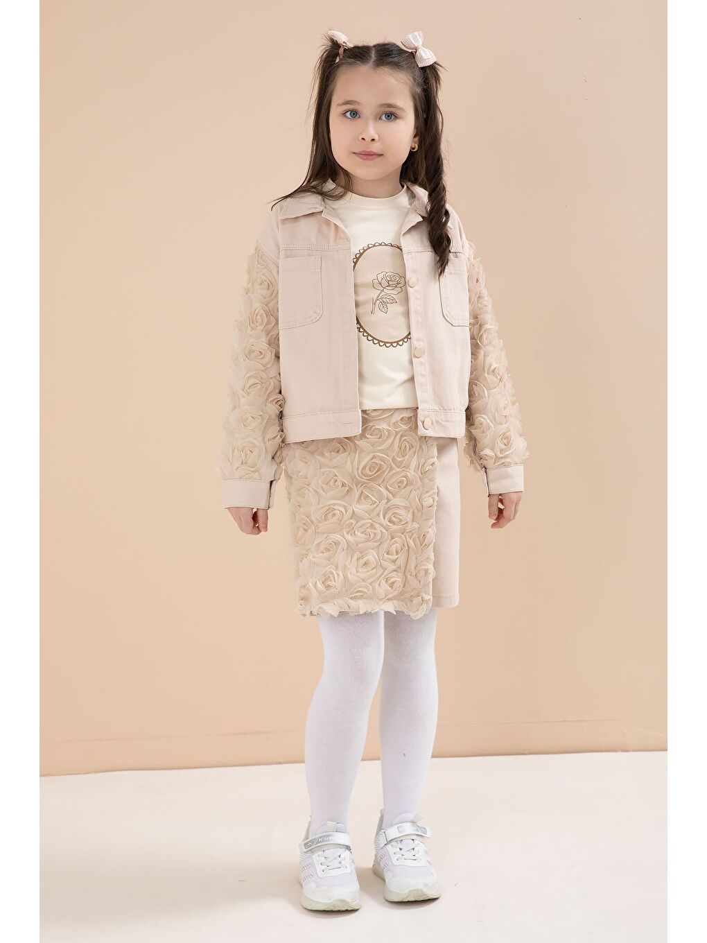 Bej Gül Detaylı Şort Etekli ve Ceketli Kız Çocuk 3lü Badili Takım 23611-2