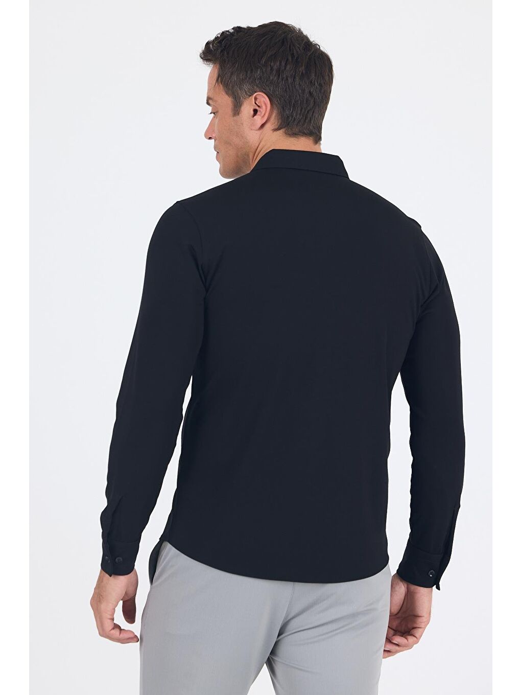 Siyah İtalyan Düğmeli Yaka Uzunkol Cepsiz Slim Fit Gömlek 1004250254-4