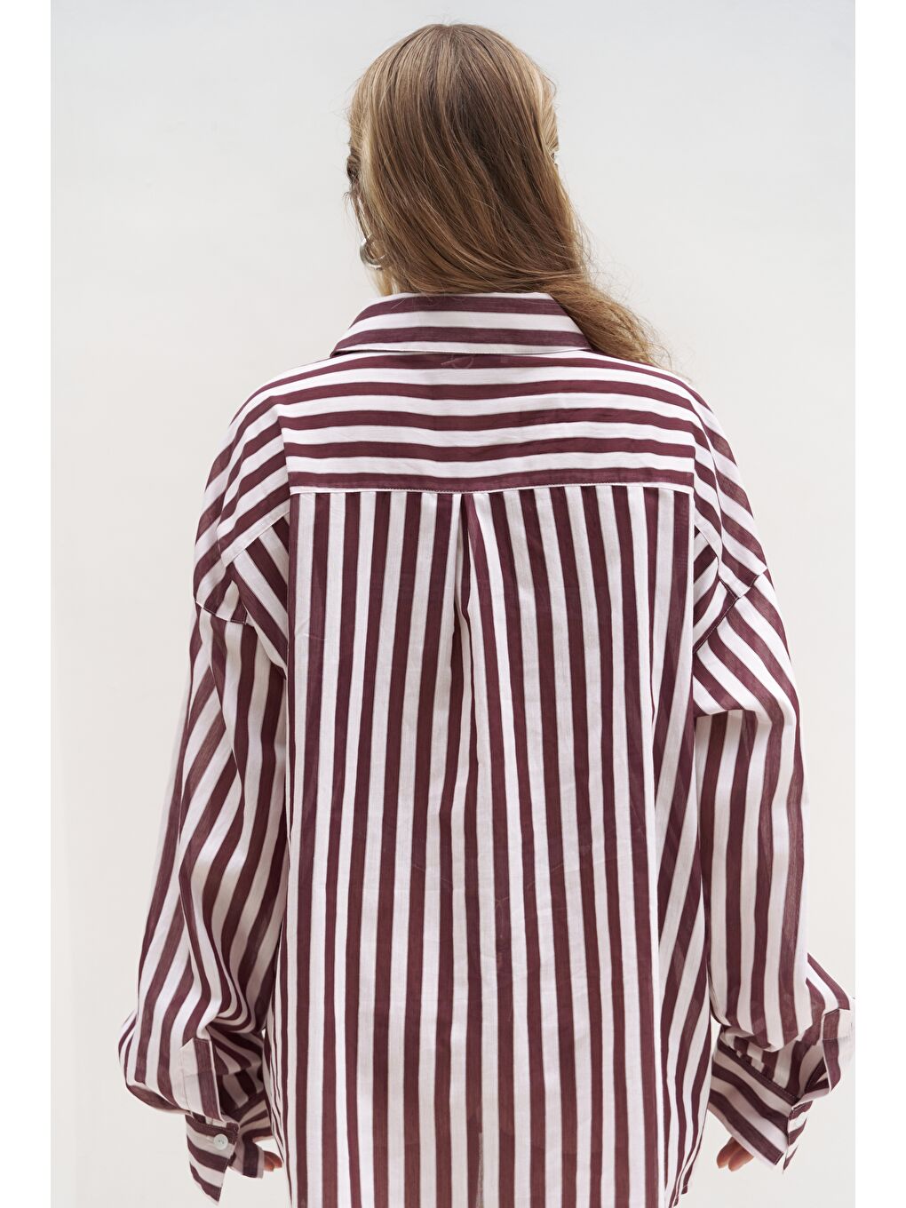 Rosy Transparan Çizgili Bordo Oversize Gömlek-2