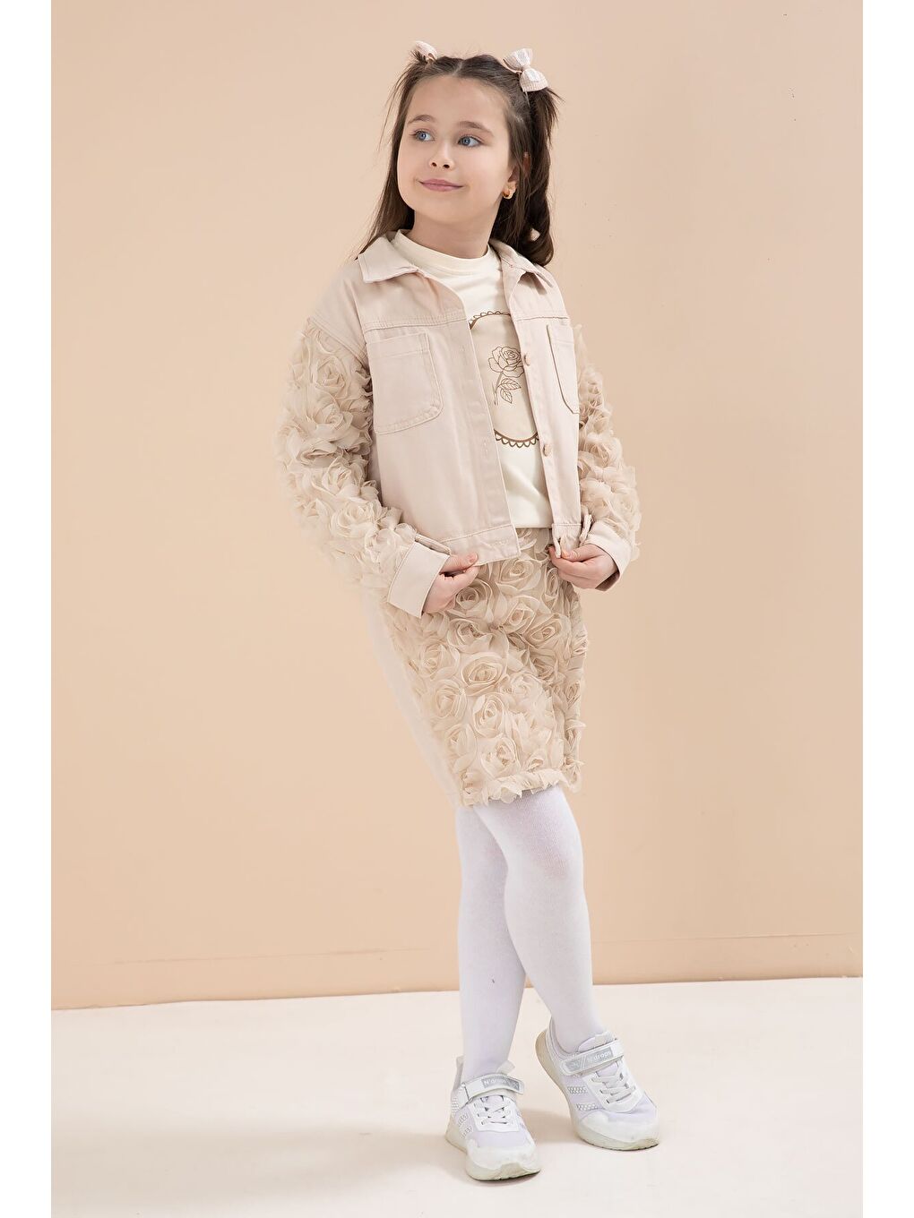 Bej Gül Detaylı Şort Etekli ve Ceketli Kız Çocuk 3lü Badili Takım 23611-4