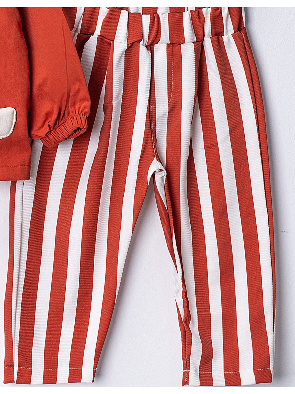 Kahverengi Kız Çocuk Gabardin Ceketli Takım – %100 Pamuklu İç Penye, Beli Lastikli Kemerli Pantolon 2-5 Yaş-4