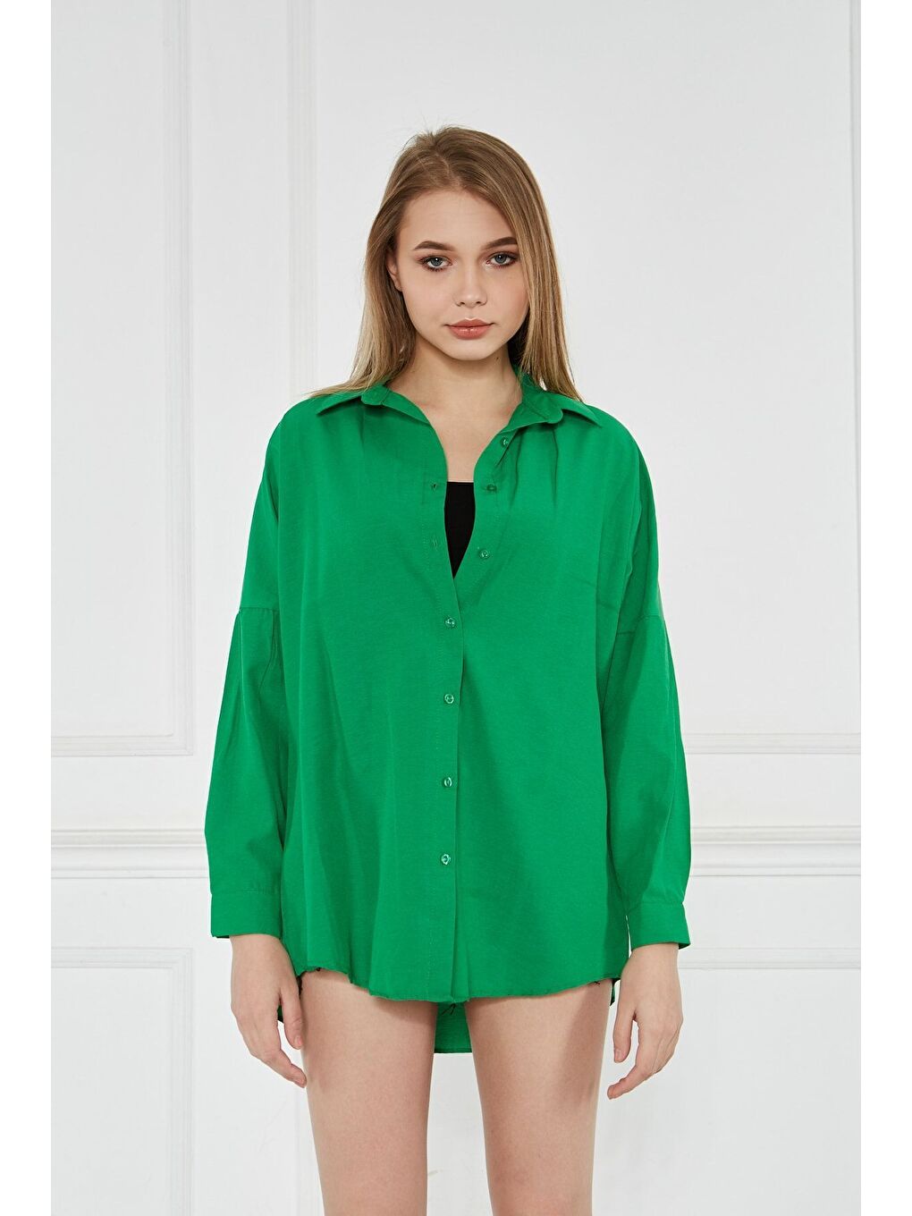Kadın Oversize Uzun Basic Yeşil Gömlek