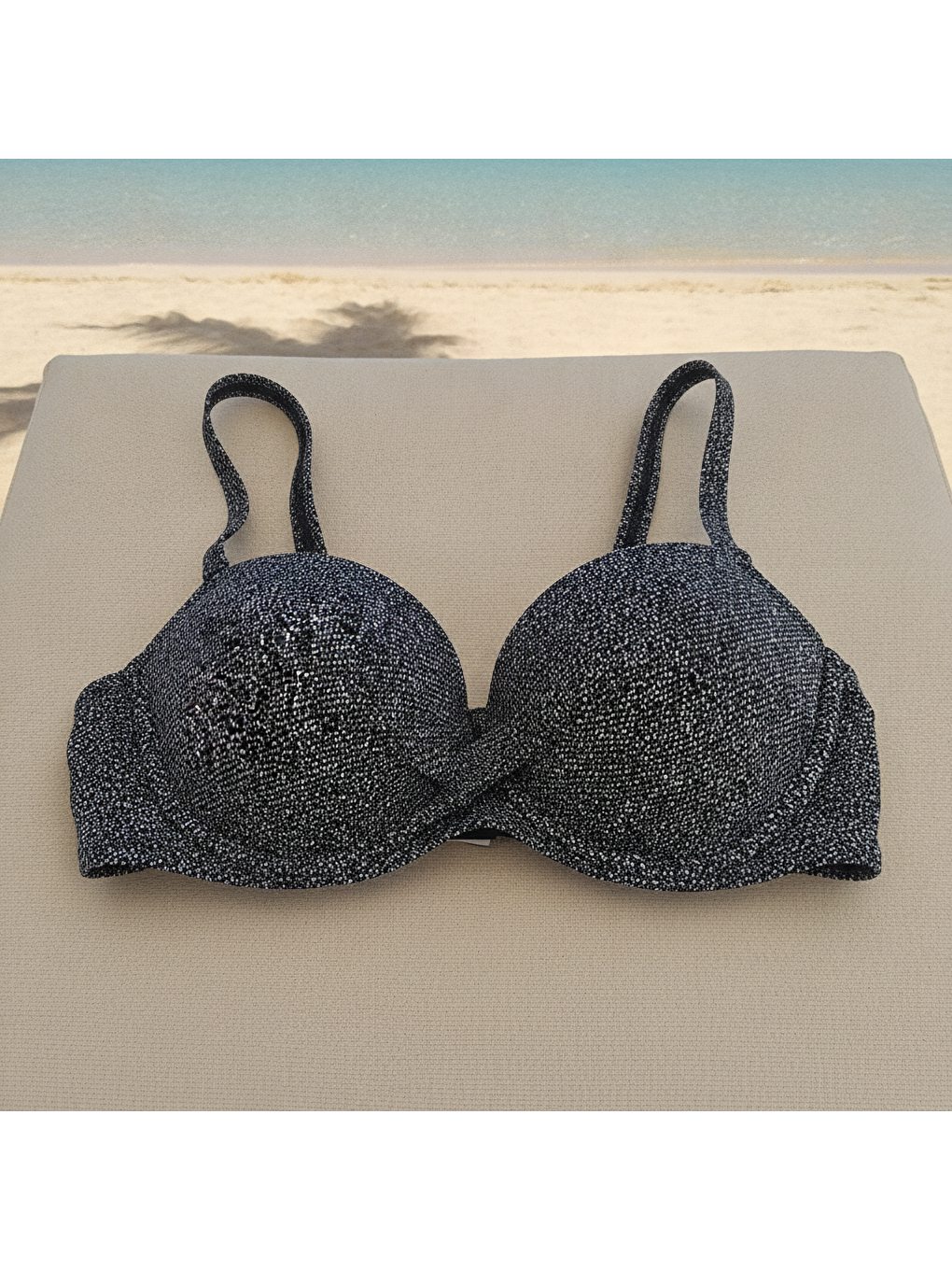 Kadın Plaj Giyim Siyah Renk Desenli Bikini Üst Bb2570