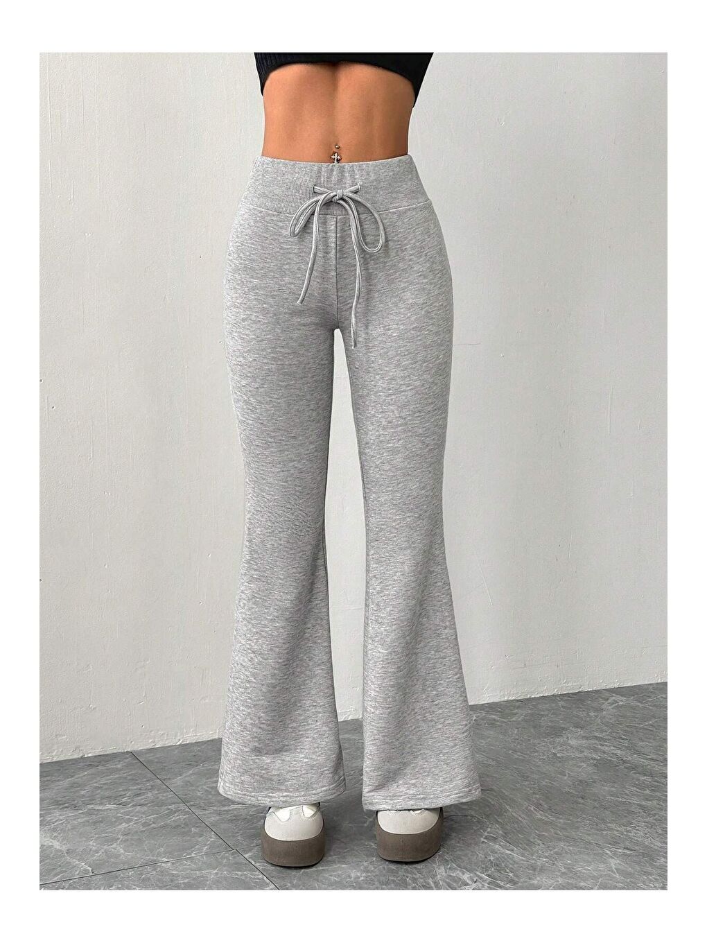 Gri Kadın Yüksek Bel Flare Paça Eşofman Altı – 2 İplik Kumaş, Toparlayıcı, İspanyol Paça-2