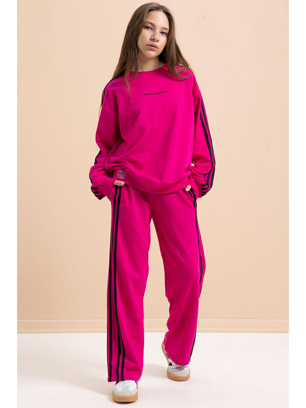 Fuşya Yanları Şeritli Geniş Paça Kız Eşofman Takımı 21300-2