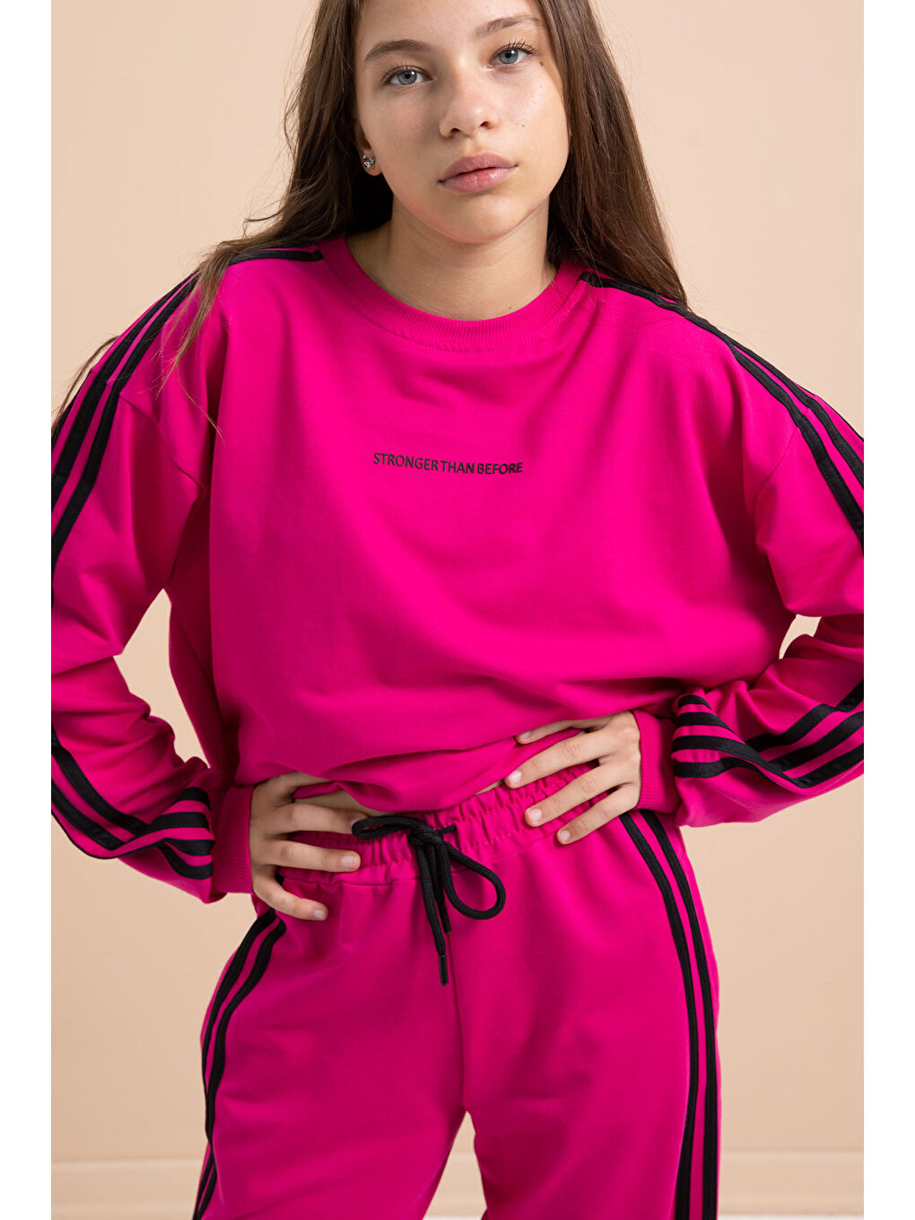 Fuşya Yanları Şeritli Geniş Paça Kız Eşofman Takımı 21300-3