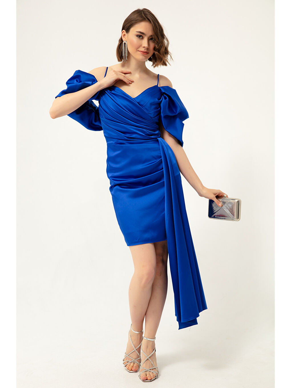 Mavi Kadın Saks İnce Askılı Kuyruklu Abiye Elbise