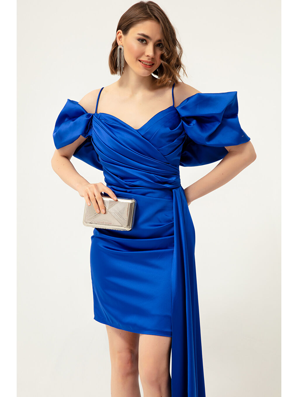 Mavi Kadın Saks İnce Askılı Kuyruklu Abiye Elbise-3
