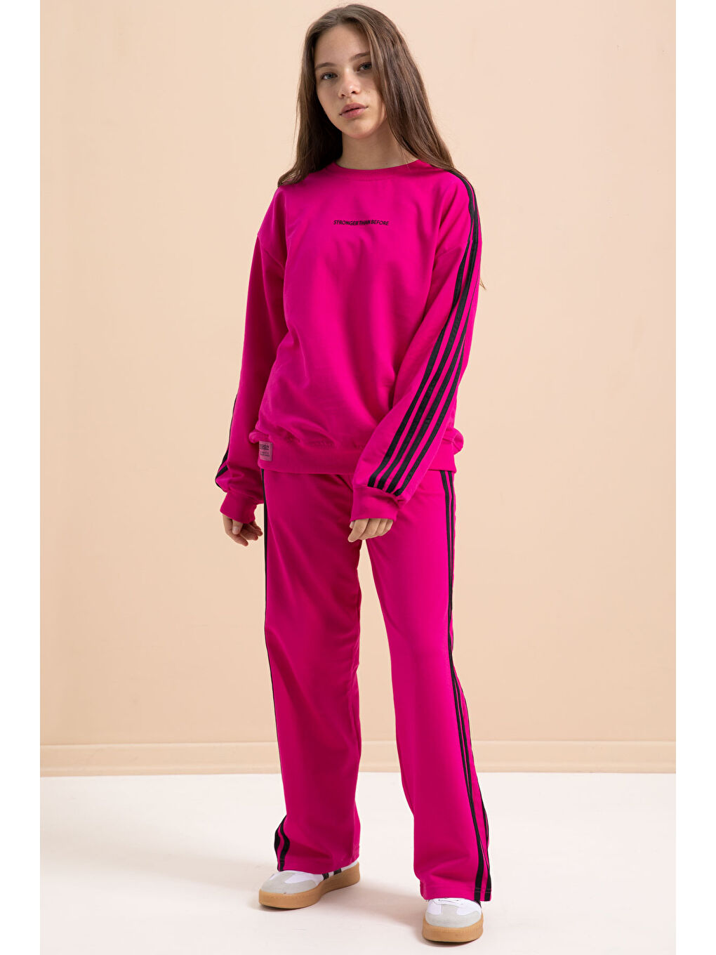 Fuşya Yanları Şeritli Geniş Paça Kız Eşofman Takımı 21300-4