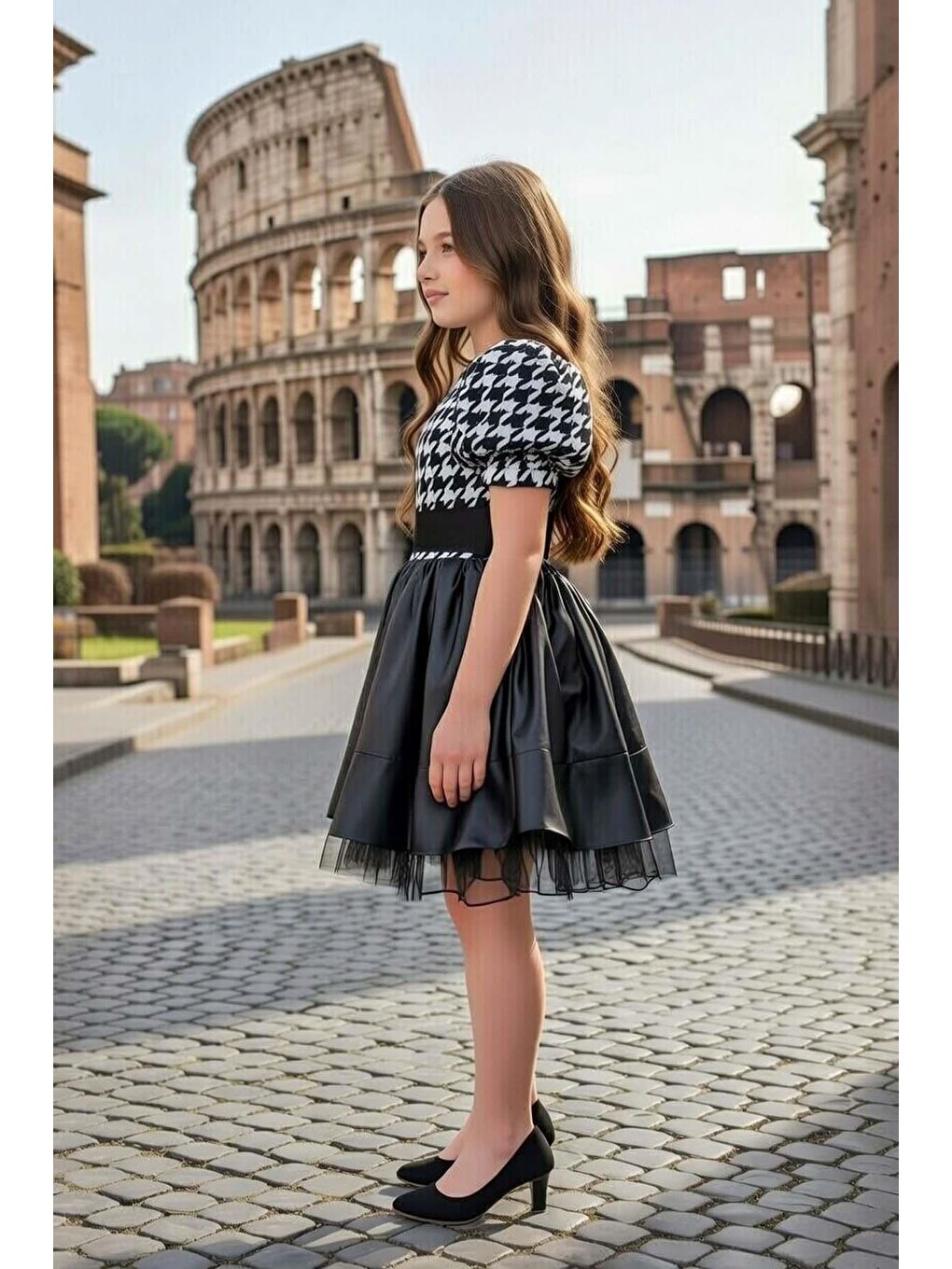 Kız Çocuk Bisiklet Yaka Üzeri Kazayağı Baskılı Beli Kemerli Balon Kollu Deri Etekli Siyah Abiye-1