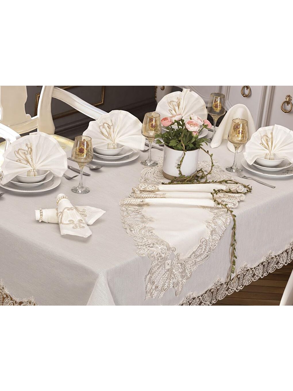 Karışık Serenay Masa Örtüsü 26 Parça Krem-1