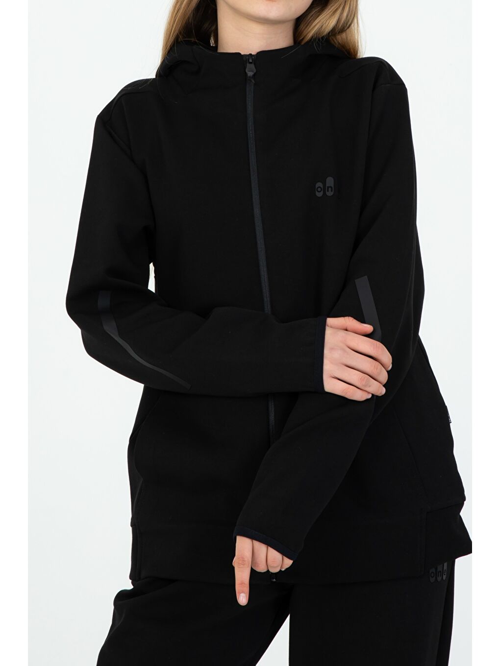 Siyah Fermuarlı Çift Cep Detaylı Kapüşonlu Eşofman Takım-2