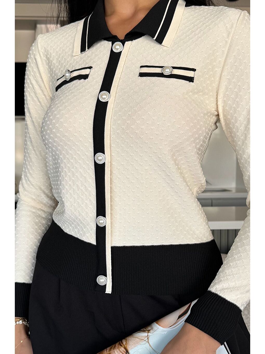 Ekru Kadın Polo Yaka İncili Düğme Detaylı Triko Hırka (s-m-l Beden Uyumludur.)-2