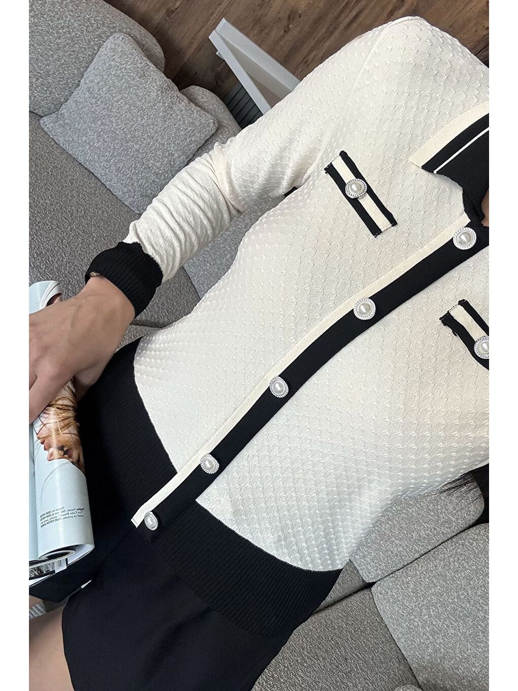 Ekru Kadın Polo Yaka İncili Düğme Detaylı Triko Hırka (s-m-l Beden Uyumludur.)-3