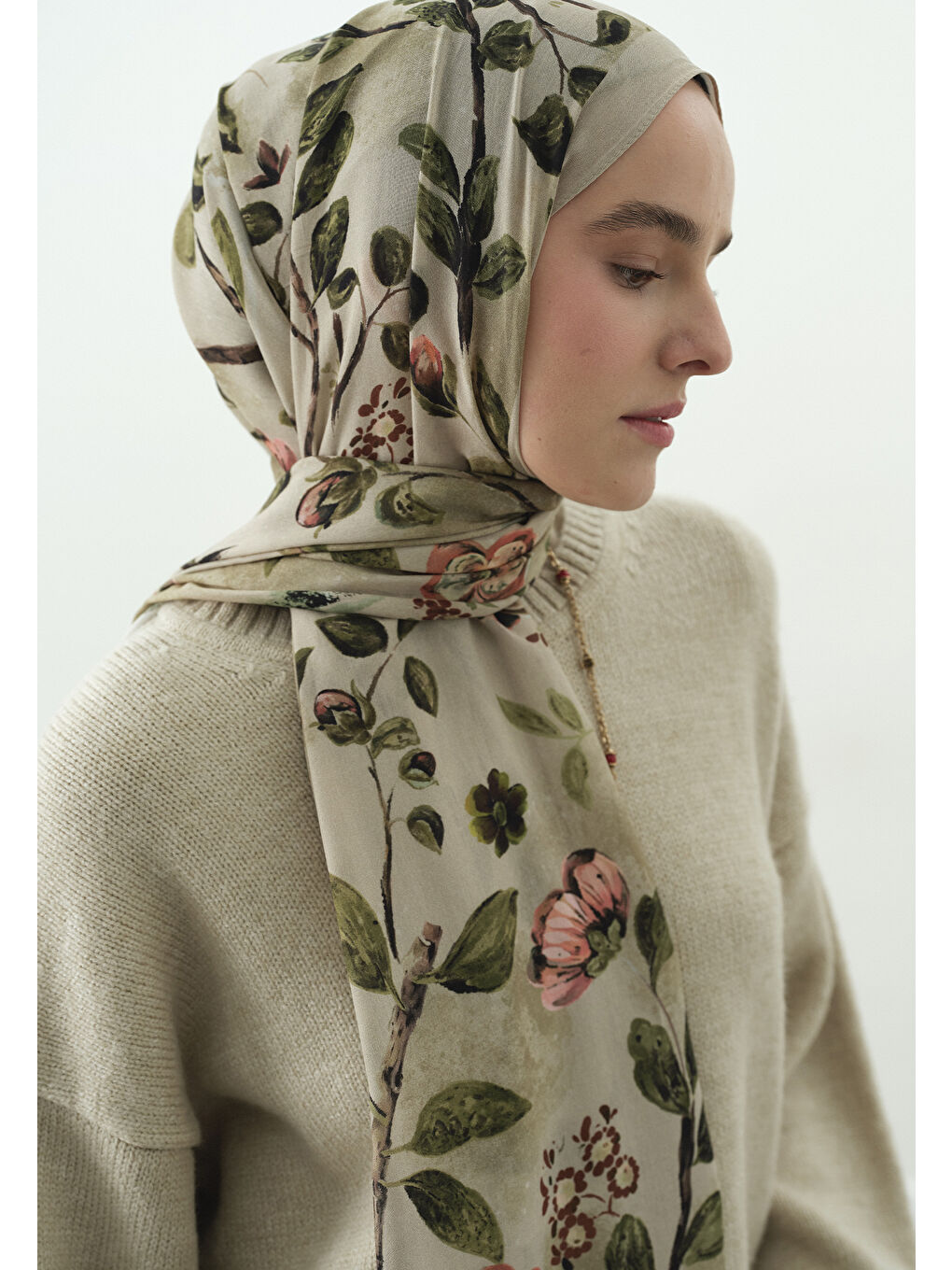 Bej FLOWER RAIN DESENLİ PAMUK VİSKON ŞAL BEJ-2