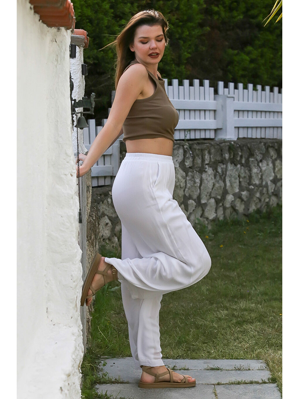 Beyaz Cepli İnce Astarlı Çift Katlı Pileli Lastikli Bel Casual Dokuma Pantolon 108 60-6