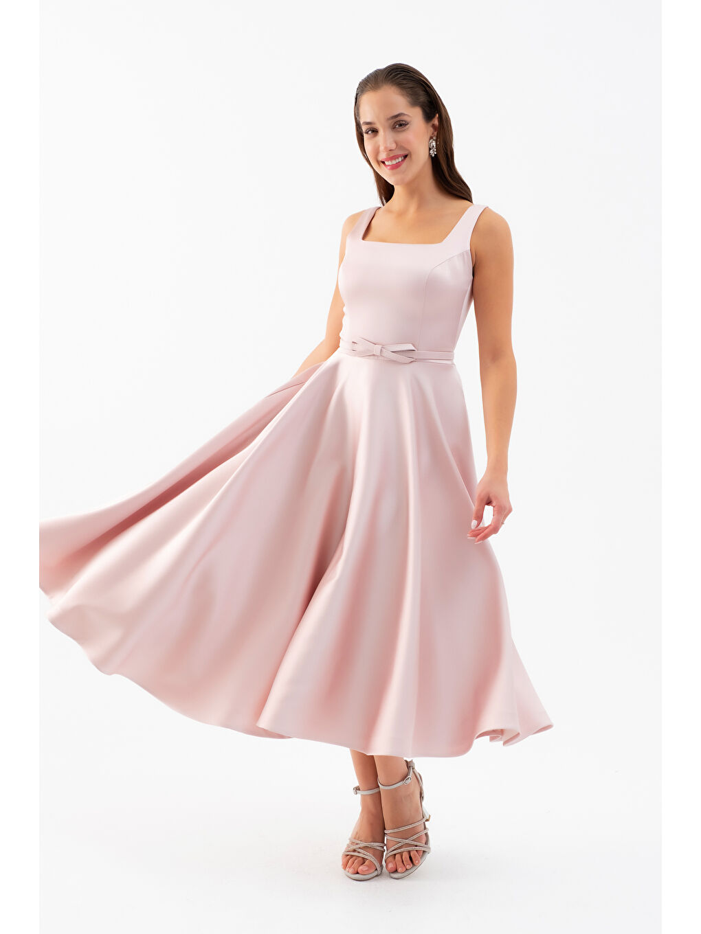 Pembe Kadın Pudra Kare Yaka Kemerli Midi Söz Nişan Elbisesi