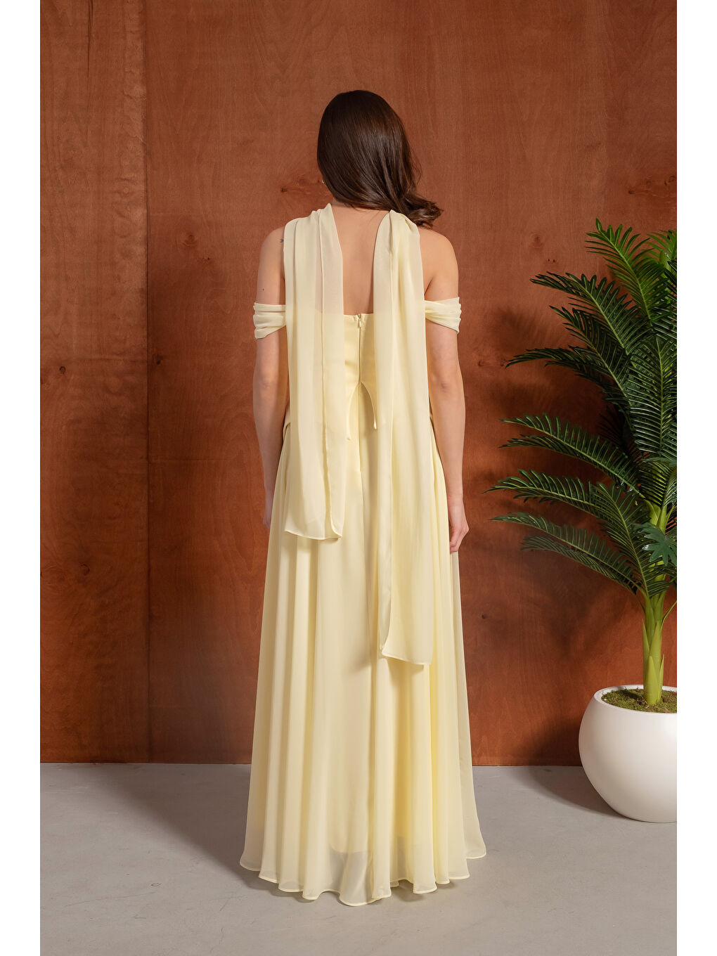 Kadın Sarı Dar Kalıp Şal Yaka Straplez Söz Nişan Abiye Elbise-5