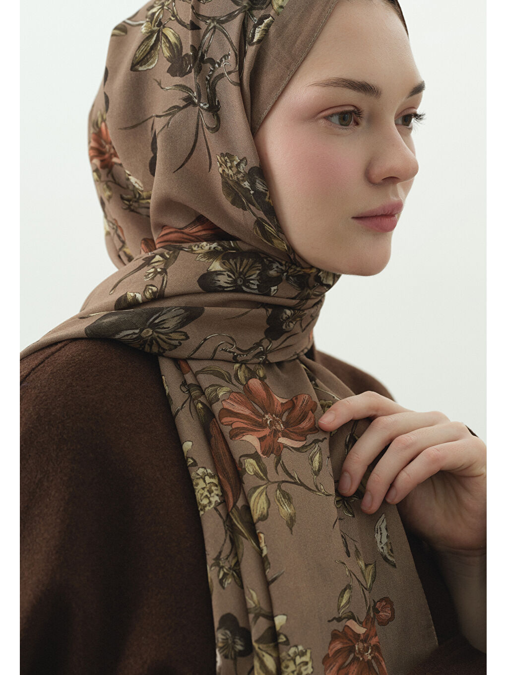 Kahverengi GISELE DESENLİ PAMUK VİSKON ŞAL SÜTLÜ KAHVE-3