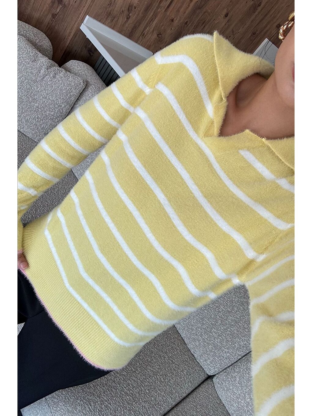 Sarı Kadın Polo Yaka Çizgi Desenli Sakallı Triko Kazak (s-m-l-xl Beden Uyumludur.)-2