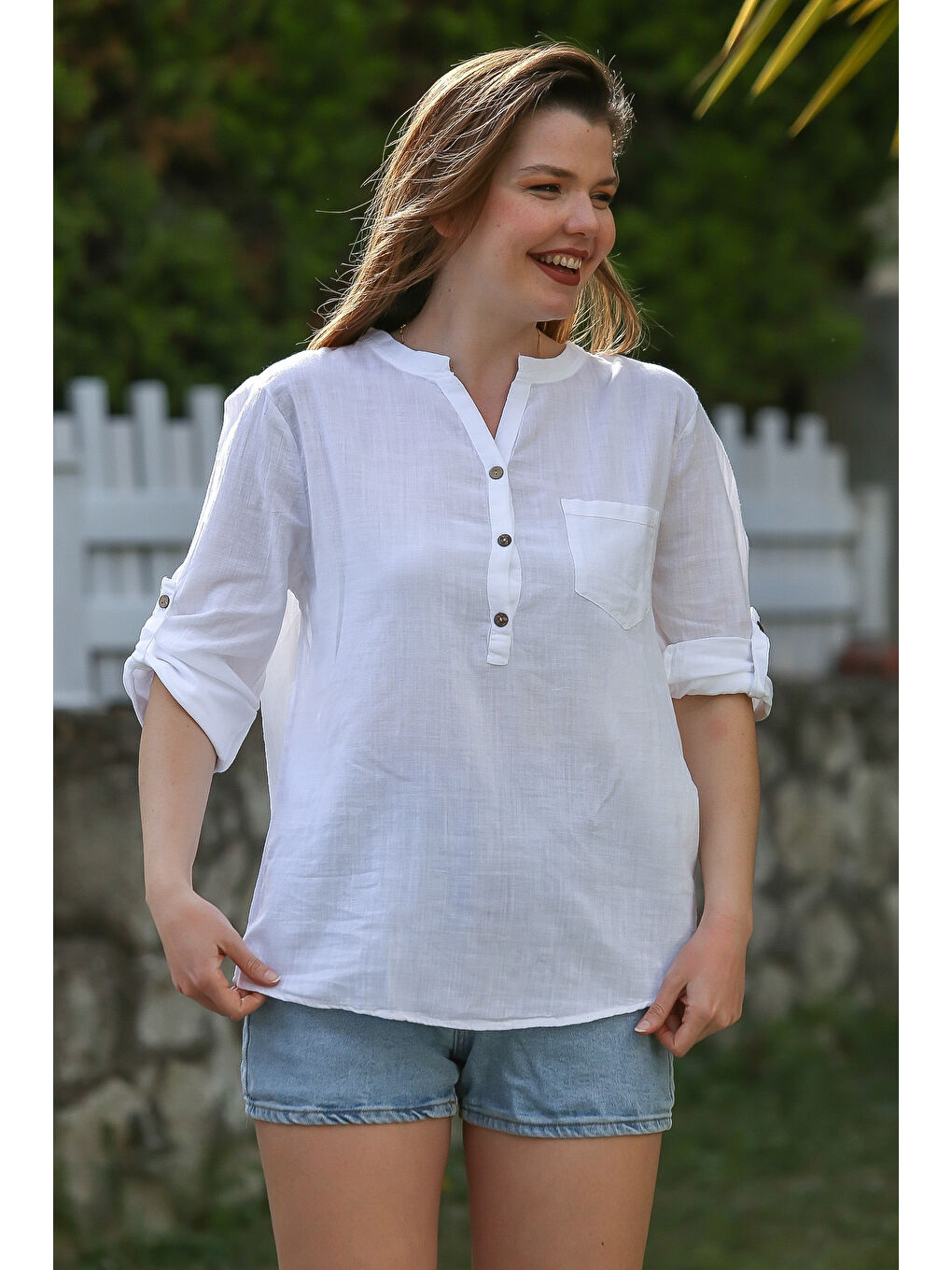 Beyaz Hakim Yaka Düğmeli Uzun Kollu Cepli Yıkamalı Casual Dokuma Bluz 70 60