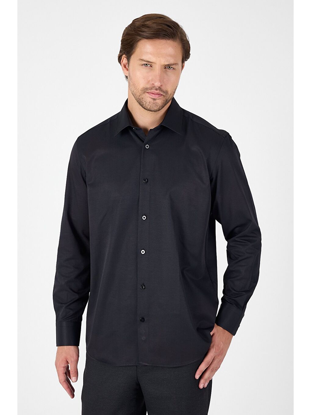 Siyah Uzun Kol Sert Yaka Cepsiz Comfort Fit Pamuklu Gömlek 1004250914-2