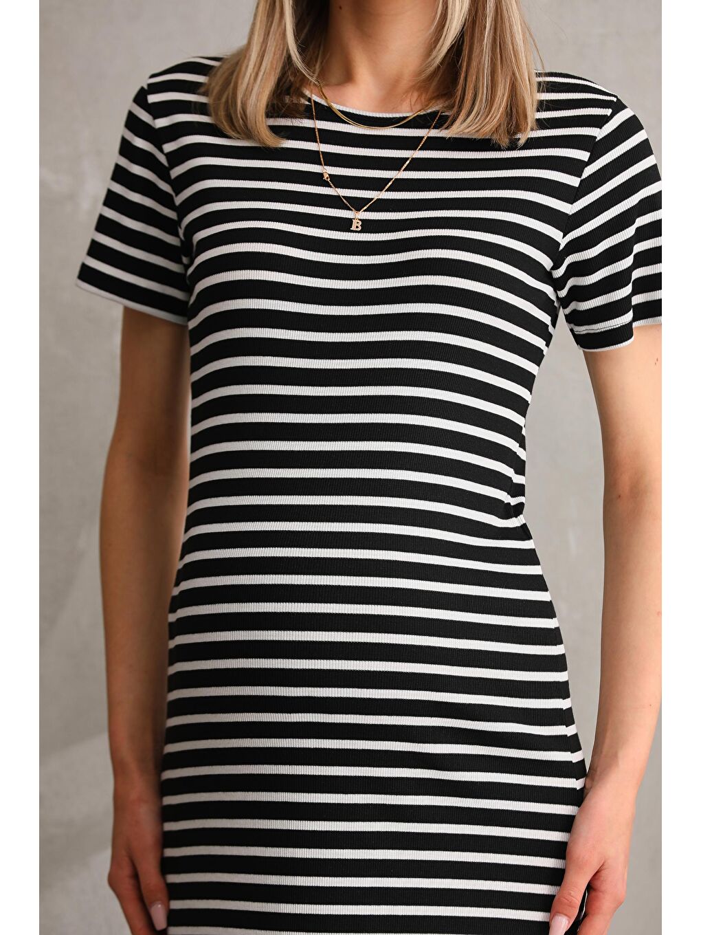 Siyah Beyaz Kısa Kol Bisiklet Yaka Fittilli Kaşkorse Çizgili Hamile Elbisesi-5