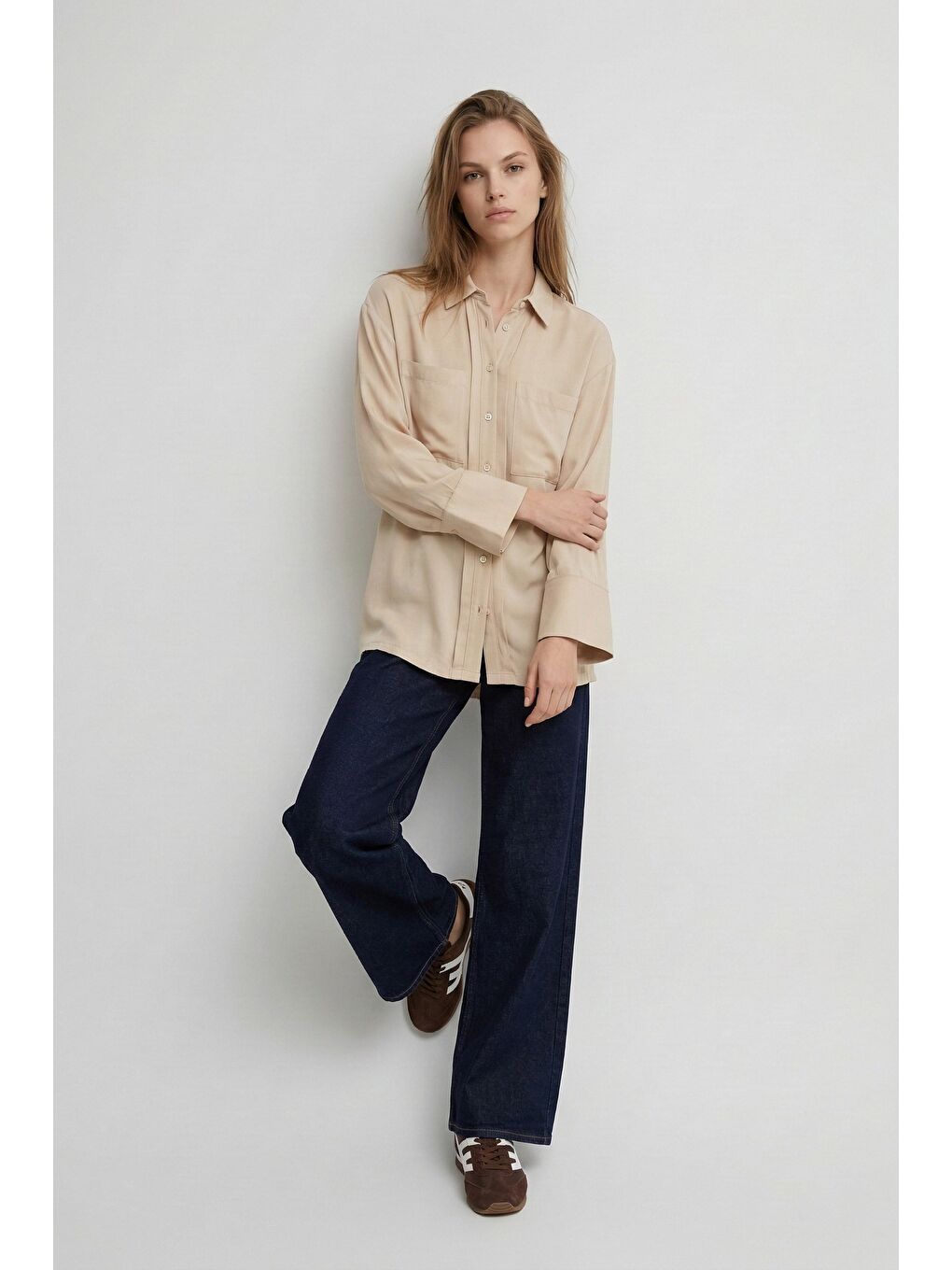 Bej-Pat Detaylı Cepli Tunik-1