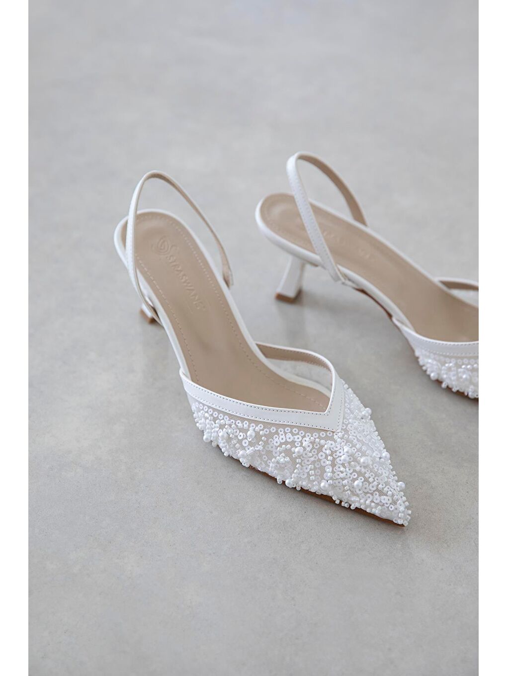Harmony Kadın Pul Detay Topuklu Ayakkabı Beyaz-1