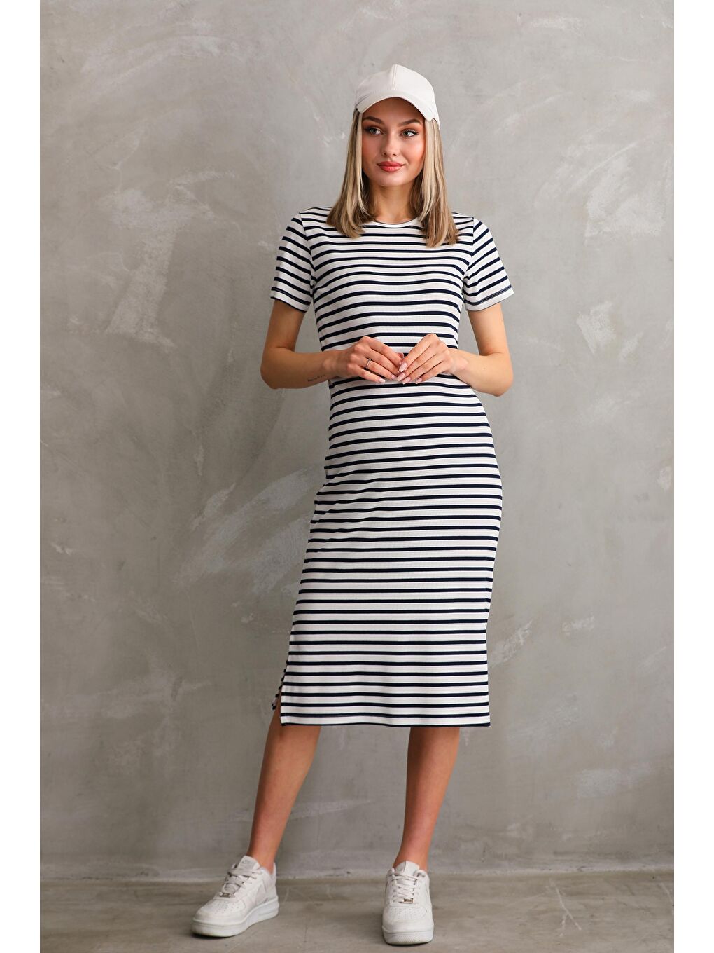 Beyaz Kısa Kol Bisiklet Yaka Fittilli Kaşkorse Çizgili Hamile Elbisesi-1