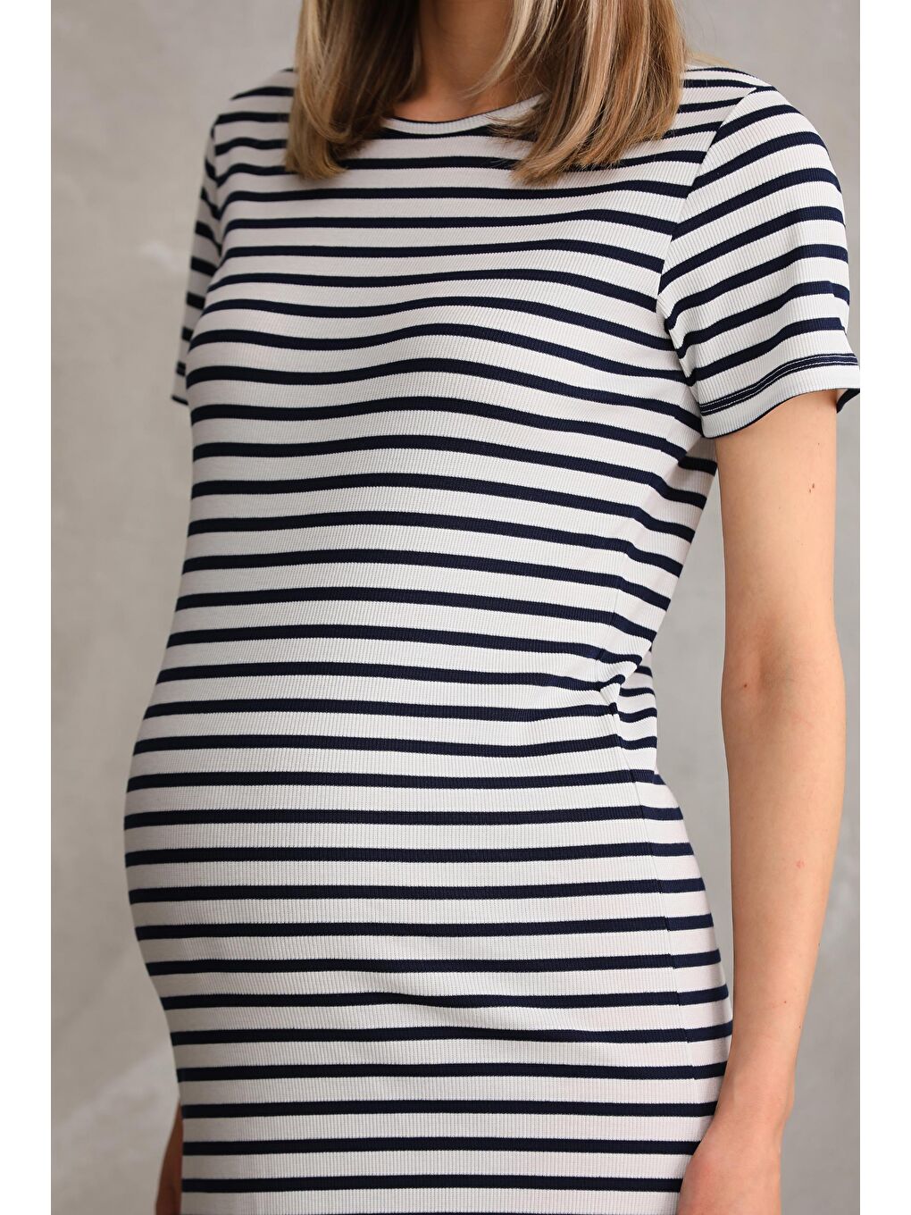 Beyaz Kısa Kol Bisiklet Yaka Fittilli Kaşkorse Çizgili Hamile Elbisesi-5