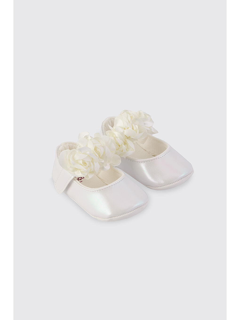 Yenidoğan Çiçek Detaylı Ekru Patik-2