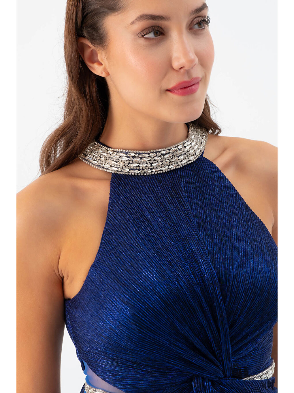 Mavi Kadın Saks Halter Yaka Taşlı Uzun Abiye Elbise-3