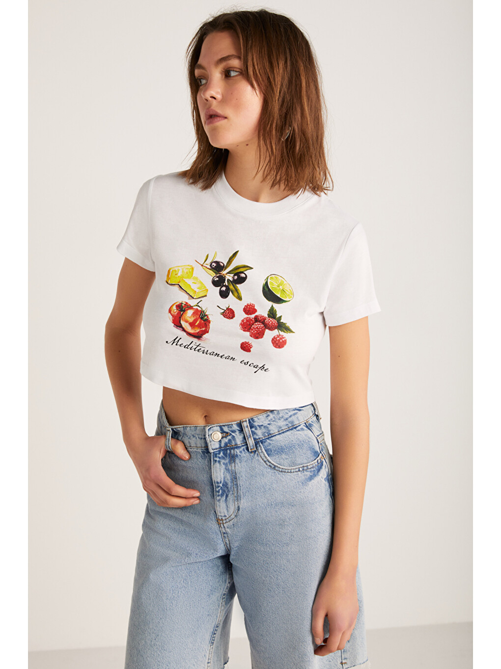 Serene Kadın Kısa Kollu Baskılı Crop Beyaz T-shirt-2