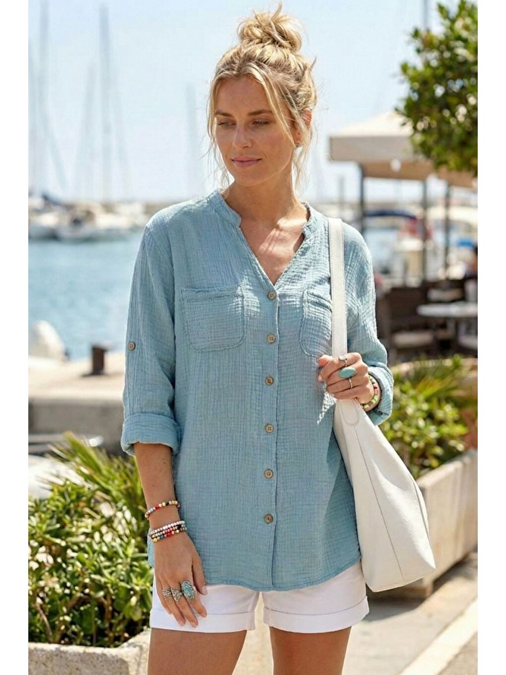 Mavi Hakim Yaka Düğmeli 3/4 Kol Çift Cepli Arkası Fistolu Casual Müslin Salaş Dokuma Gömlek 74 65-2