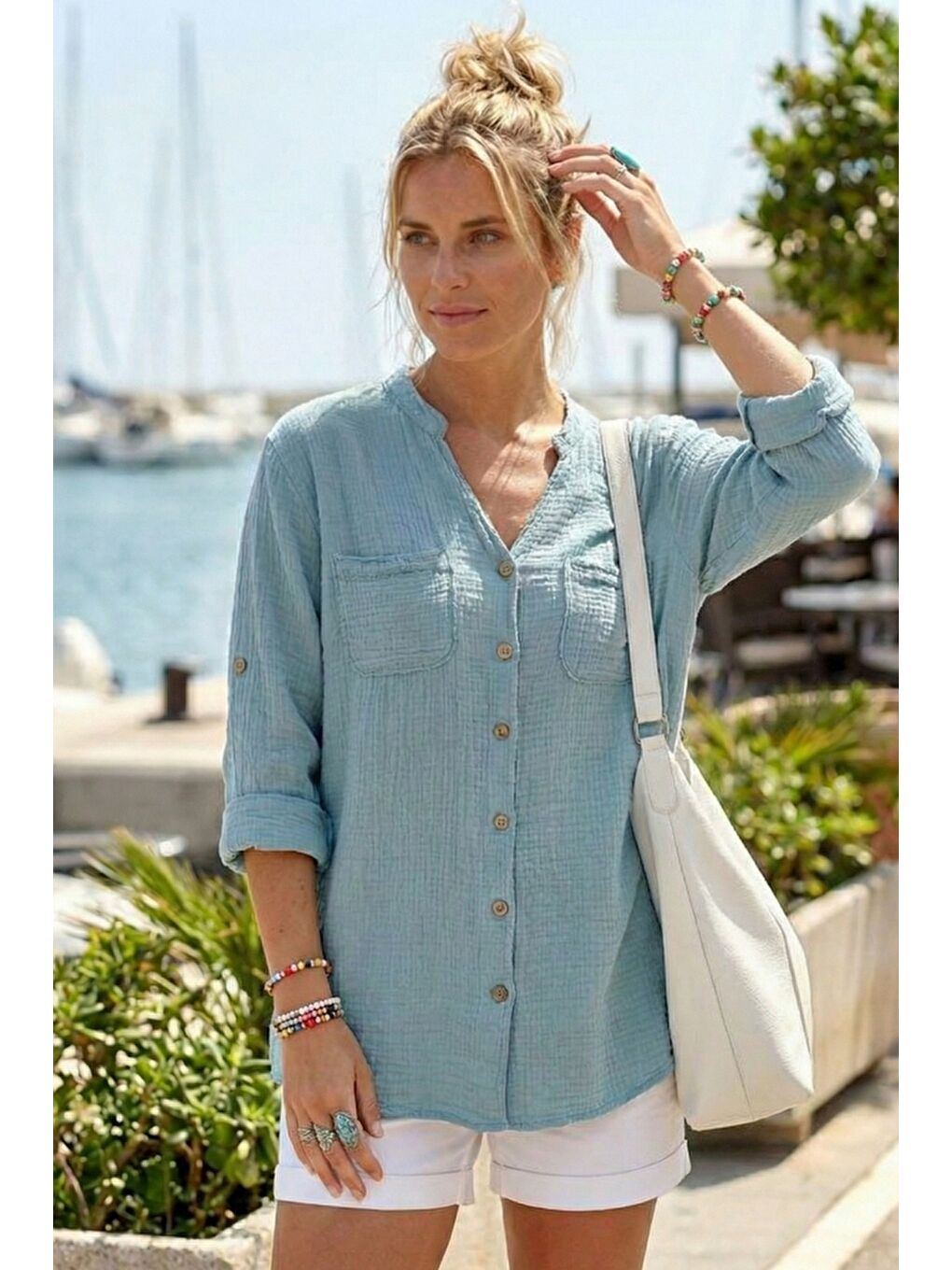 Mavi Hakim Yaka Düğmeli 3/4 Kol Çift Cepli Arkası Fistolu Casual Müslin Salaş Dokuma Gömlek 74 65-3