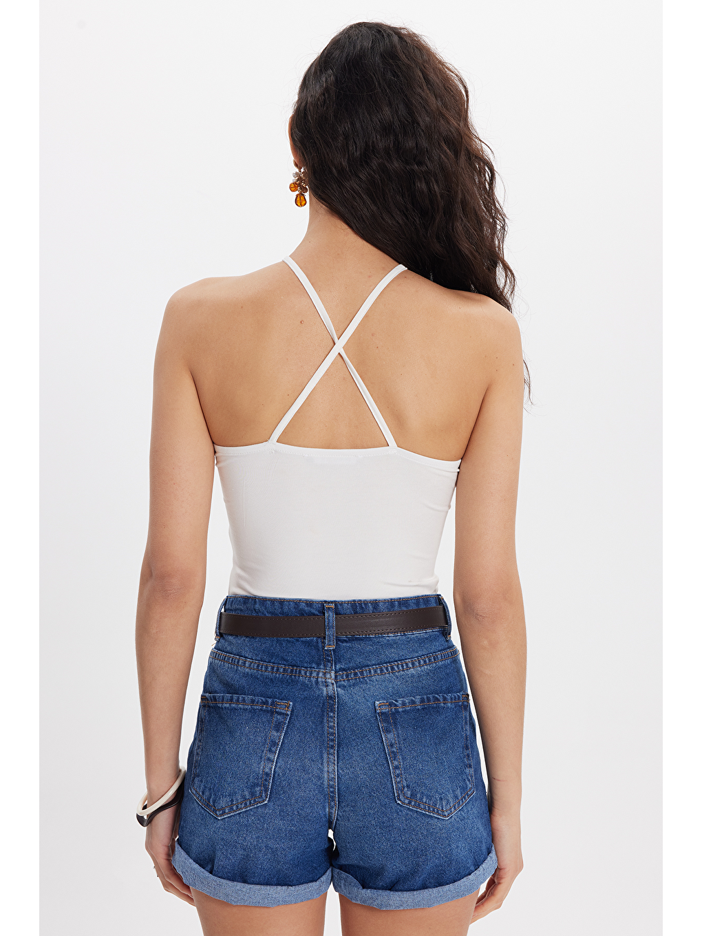 Kadın Slim Fit Dar Kesim Kolsuz Bİsiklet Yaka Dantelli Sırt Detaylı Ekru Bluz-5