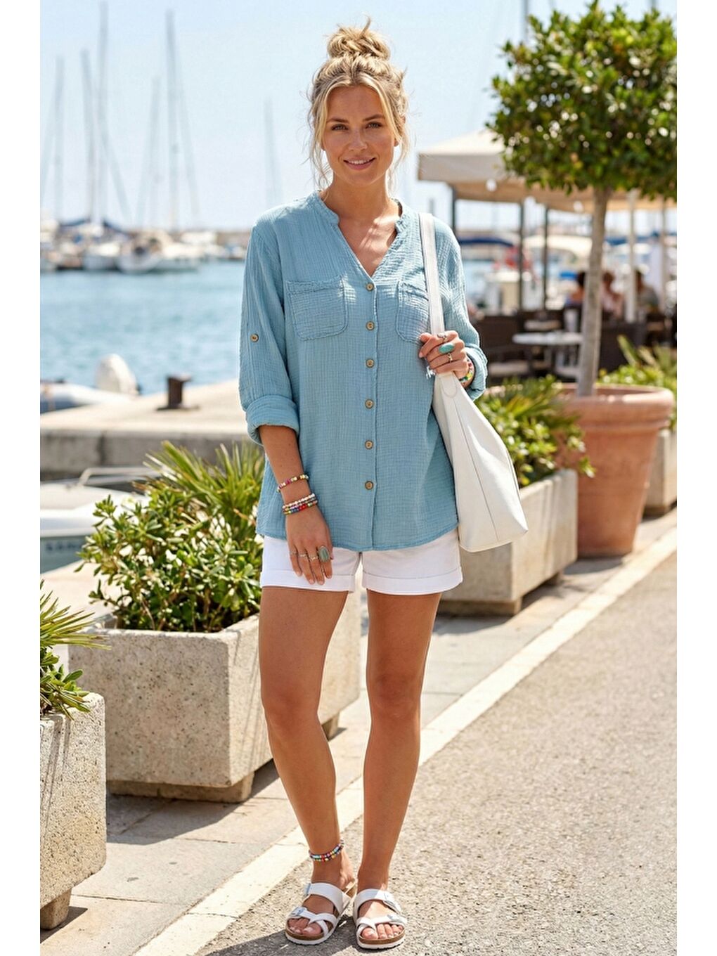 Mavi Hakim Yaka Düğmeli 3/4 Kol Çift Cepli Arkası Fistolu Casual Müslin Salaş Dokuma Gömlek 74 65-5