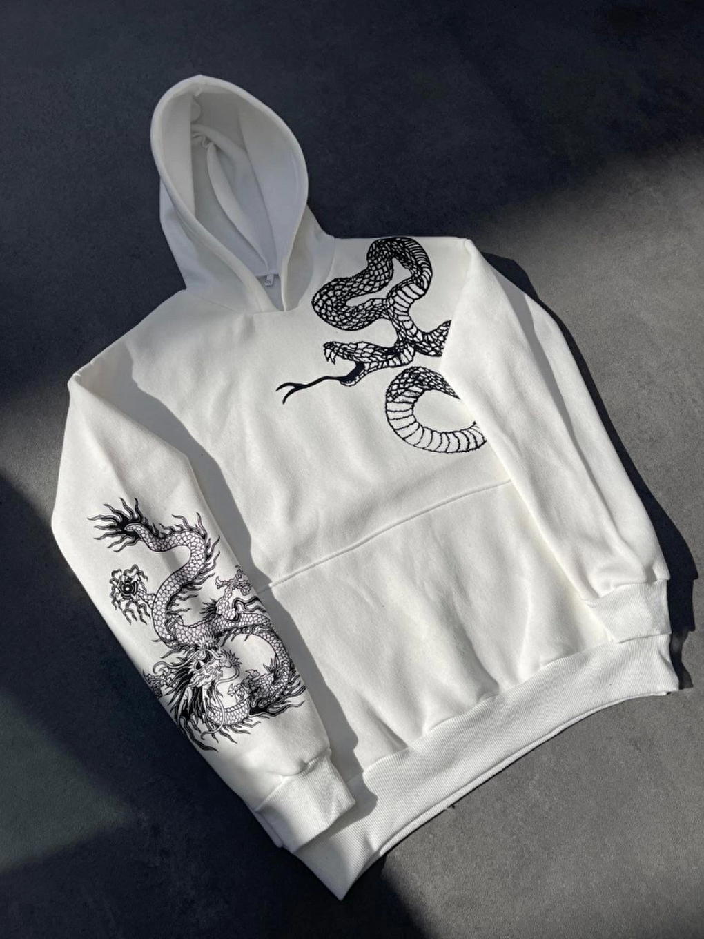 Uzun Kol Kapüşonlu Baskılı Sweatshirt - Beyaz