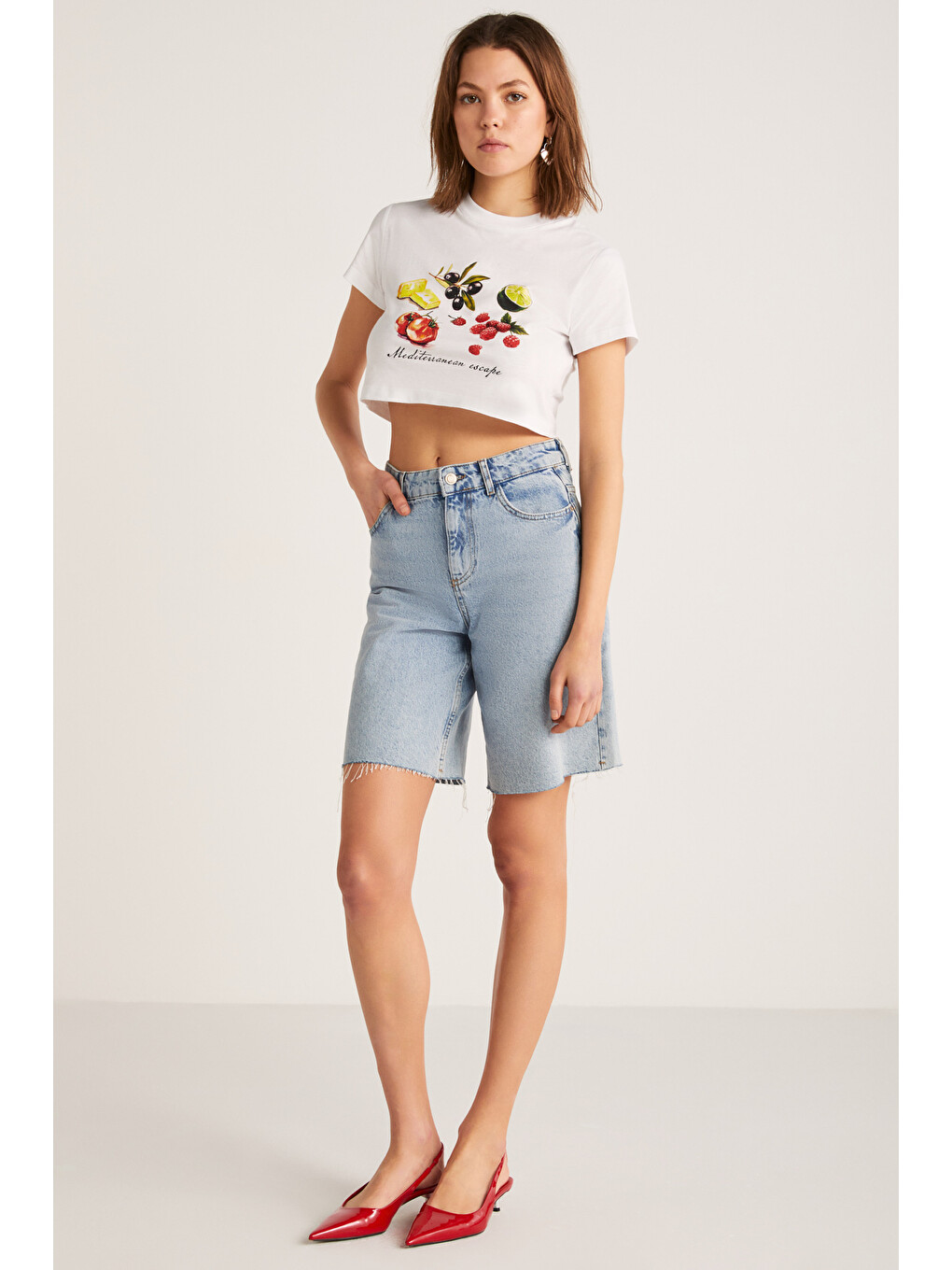 Serene Kadın Kısa Kollu Baskılı Crop Beyaz T-shirt-4