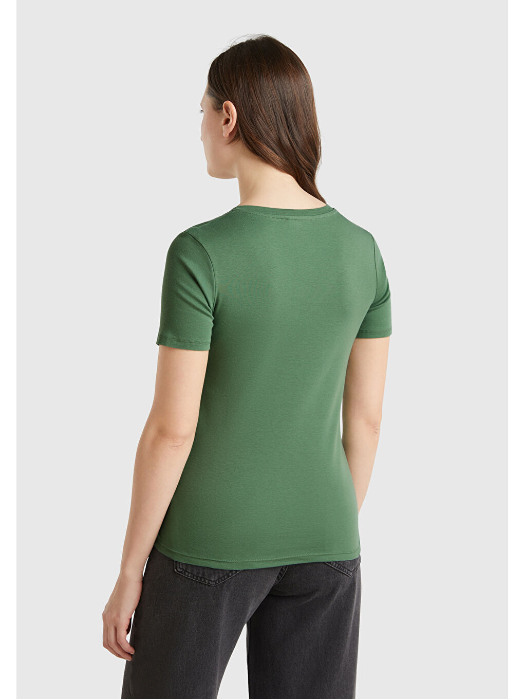 Kadın Açık Yeşil %100 Pamuk V Yaka Basic Tişört-2