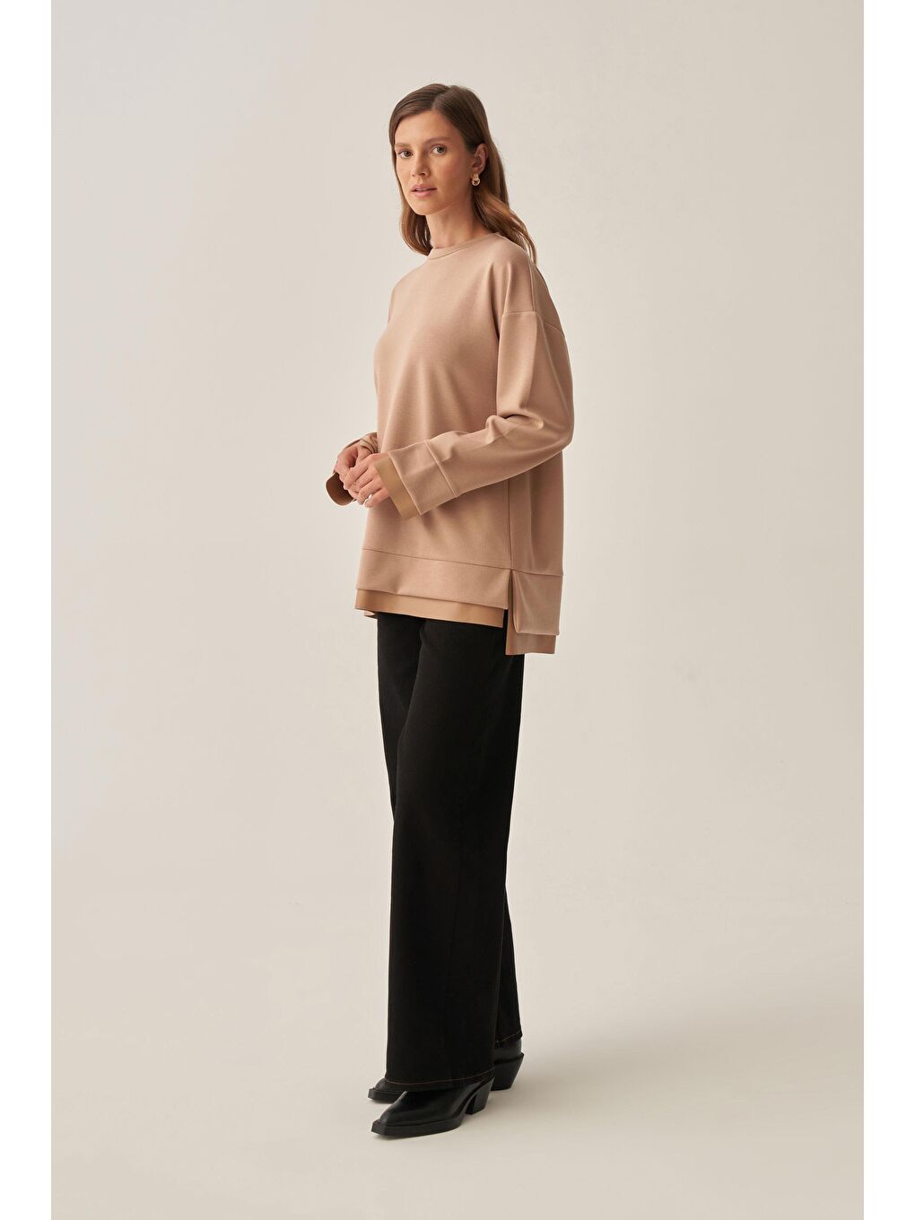 Bej Vizon-Yumuşak Dokulu Deri Garnili Tunik-2