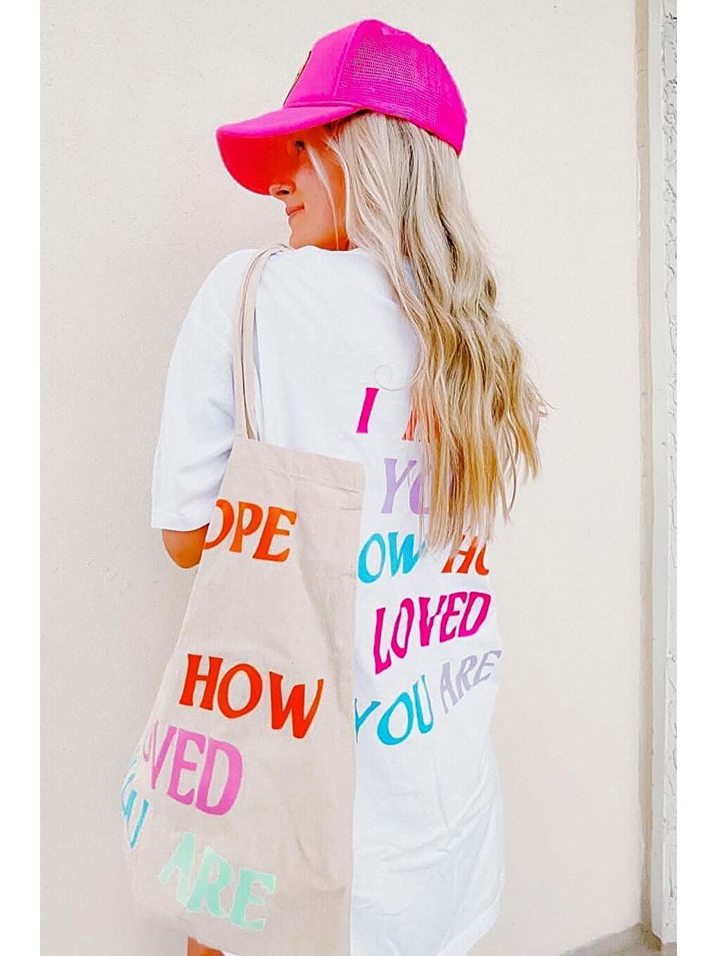 Beyaz Baskılı Oversize Bisiklet Yaka Kadın Tişört-7