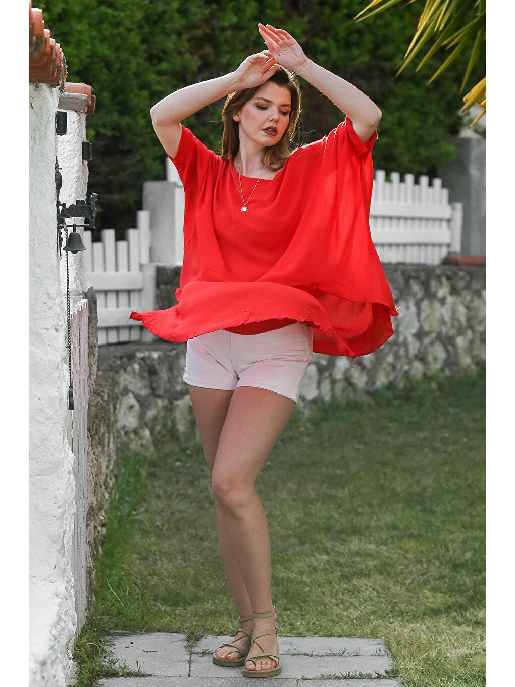 Kırmızı Narçiçeği Havuz Yaka Yarasa Kol İnce Astarlı Çift Katlı Casual Oversize Dokuma Bluz 75 85-5