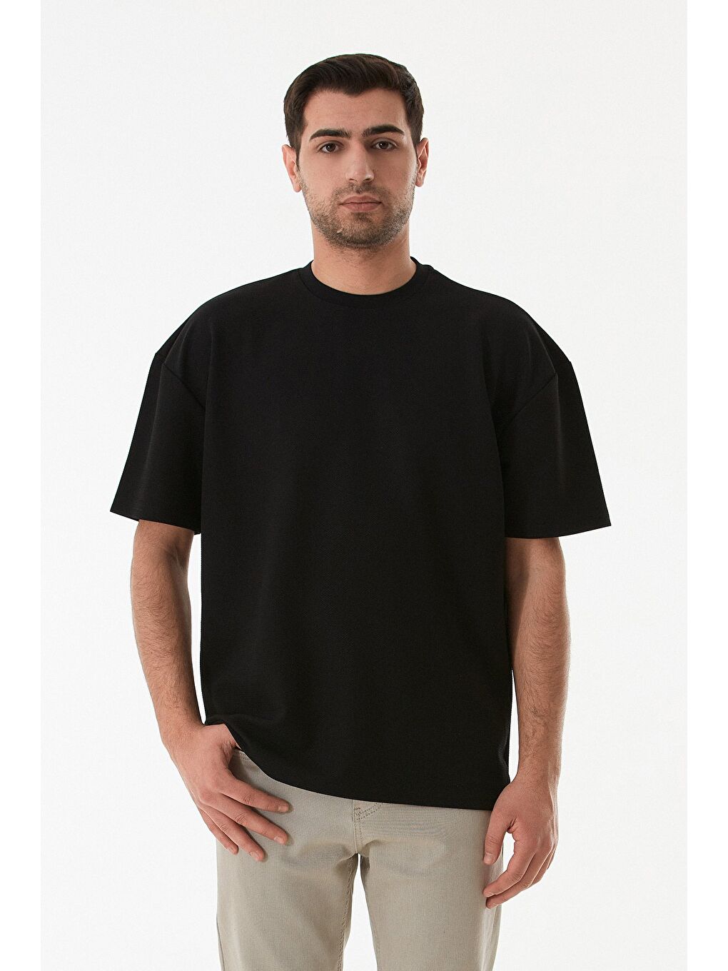 Siyah Basic Bisiklet Yaka Tişört